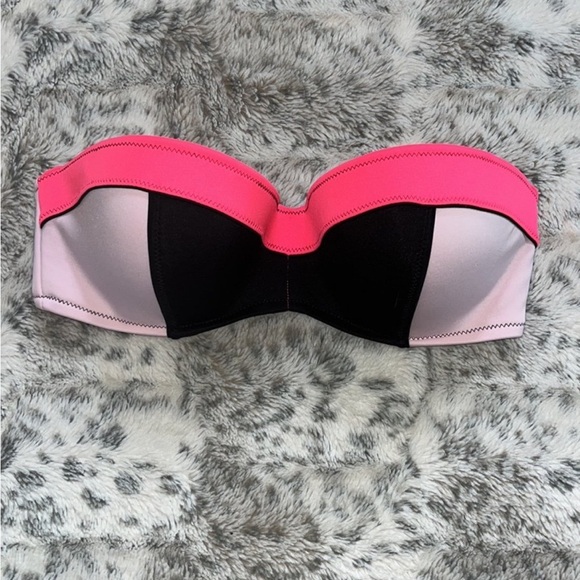 Victoria's Secret Flirt black and pink Bandeau TOP only 32DD - Picture 2 of 3